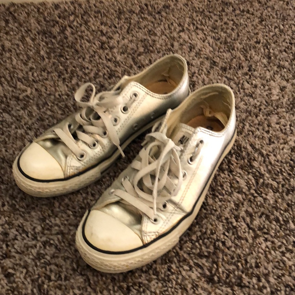 Metallic silver Converse